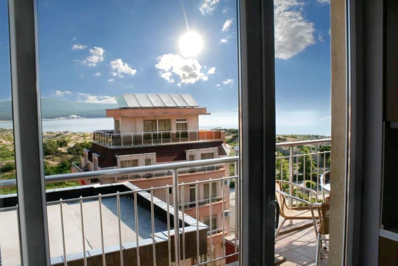 Apartamento Golden View Przy Samym Morzu Plazy Primorsko Exterior foto